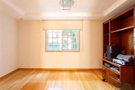 Casa à venda com 4 quartos, 670m² em Morumbi, São Paulo