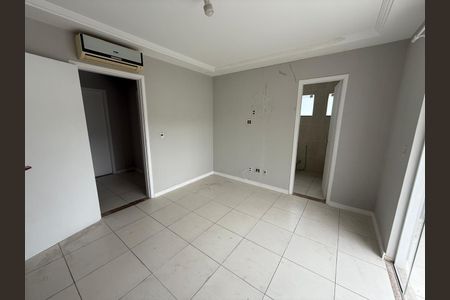 Casa à venda com 3 quartos, 180m² em Vargem Pequena, Rio de Janeiro
