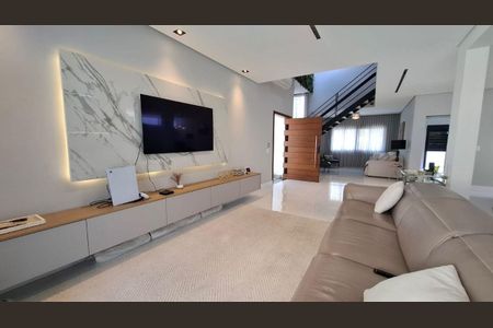 Casa à venda com 3 quartos, 303m² em Jardim Londrina, São Paulo