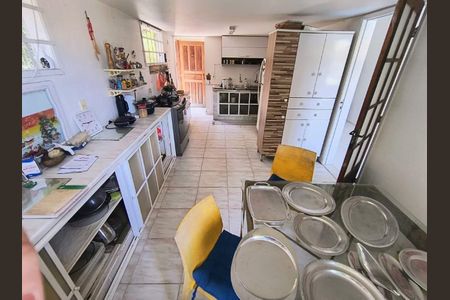 Casa à venda com 410m², 4 quartos e 3 vagas