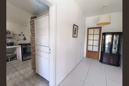Casa à venda com 410m², 4 quartos e 3 vagas
