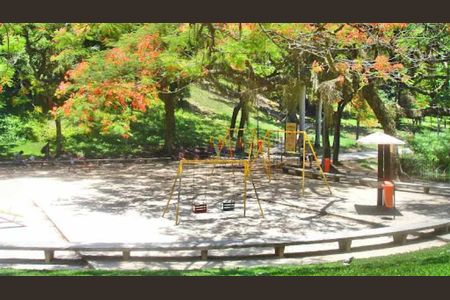 Apartamento à venda com 75m², 2 quartos e sem vaga