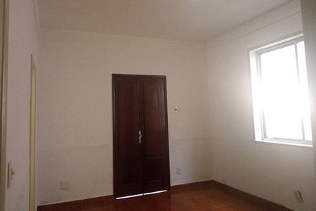 Casa à venda com 5 quartos, 110m² em Santa Rosa, Niterói