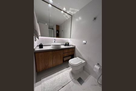 Apartamento à venda com 3 quartos, 169m² em Icaraí, Niterói