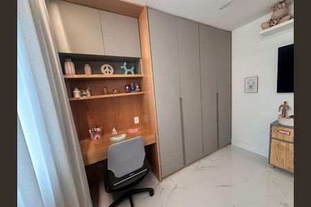 Apartamento à venda com 3 quartos, 169m² em Icaraí, Niterói