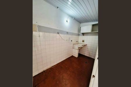 Casa à venda com 130m², 3 quartos e 4 vagas