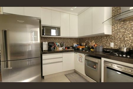 Apartamento à venda com 116m², 3 quartos e 3 vagas