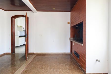 Apartamento à venda com 286m², 4 quartos e 4 vagasChurrasqueira