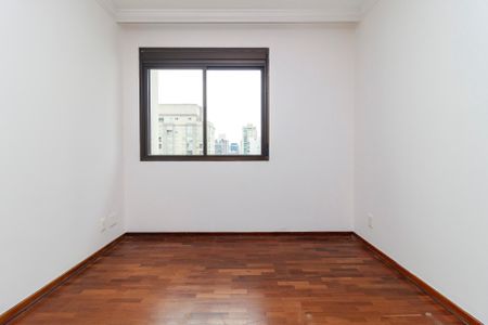 Apartamento à venda com 286m², 4 quartos e 4 vagasQuarto 3