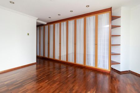 Apartamento à venda com 286m², 4 quartos e 4 vagasSuíte 1