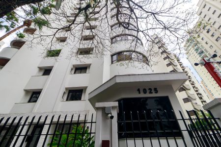 Apartamento à venda com 286m², 4 quartos e 4 vagasFachada