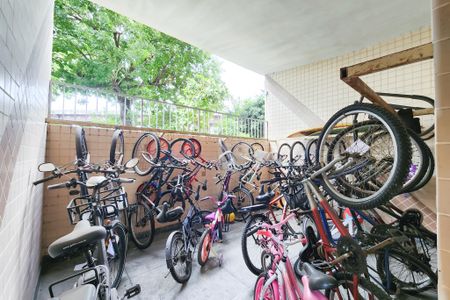 Apartamento para alugar com 60m², 2 quartos e sem vaga Apartamento para alugar com 60m², 2 quartos e sem vagaÁrea Comum - Bicicletário