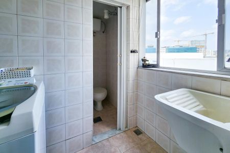 Apartamento para alugar com 60m², 2 quartos e sem vaga Apartamento para alugar com 60m², 2 quartos e sem vagaÁrea de Serviço