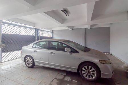 Casa à venda com 280m², 3 quartos e 3 vagas Casa à venda com 280m², 3 quartos e 3 vagasÁrea comum