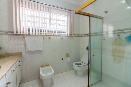 Casa à venda com 303m², 3 quartos e 4 vagasBanheiro