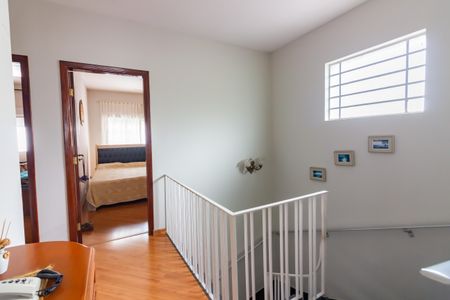 Casa à venda com 303m², 3 quartos e 4 vagasCorredor
