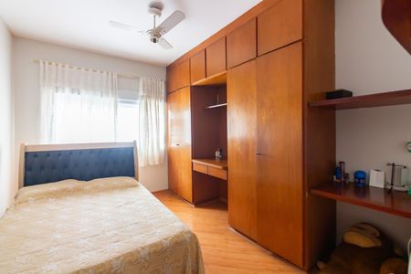 Casa à venda com 303m², 3 quartos e 4 vagasQuarto 1