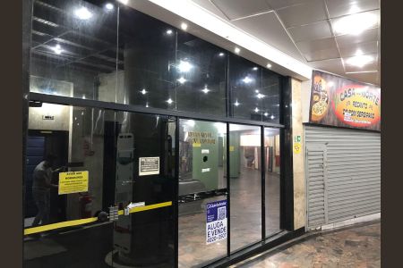 Apartamento à venda com 44m², 1 quarto e sem vagaFachada - Placa