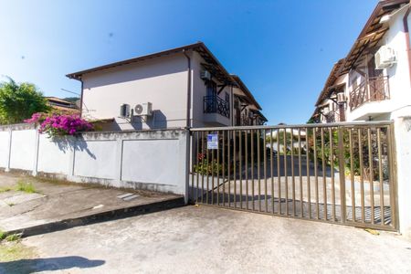 Casa de condomínio à venda com 88m², 3 quartos e 1 vaga Casa de condomínio à venda com 88m², 3 quartos e 1 vagaPlaquinha