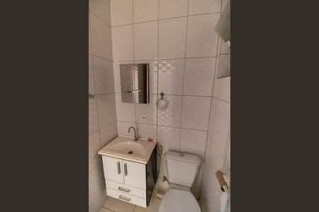 Casa de condomínio à venda com 88m², 3 quartos e 1 vaga Casa de condomínio à venda com 88m², 3 quartos e 1 vagaBanheiro Social