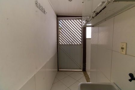 Casa de condomínio à venda com 88m², 3 quartos e 1 vaga Casa de condomínio à venda com 88m², 3 quartos e 1 vagaÁrea de Serviço
