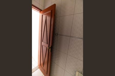 Casa de condomínio à venda com 88m², 3 quartos e 1 vaga Casa de condomínio à venda com 88m², 3 quartos e 1 vagaBanheiro Social