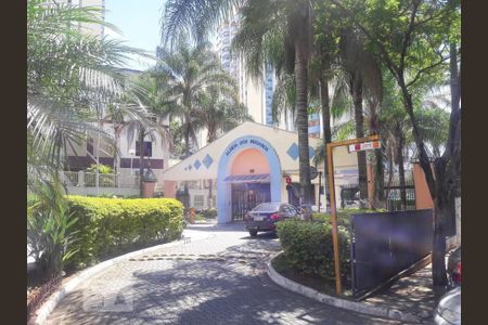 Apartamento à venda com 90m², 3 quartos e 2 vagasFachada