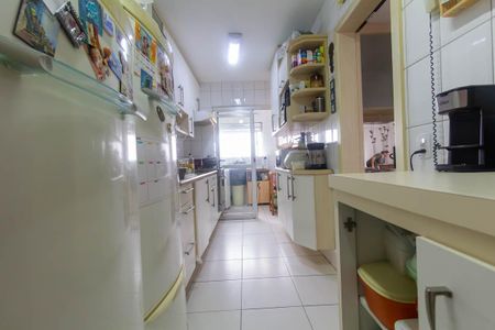 Apartamento à venda com 90m², 3 quartos e 2 vagasCozinha