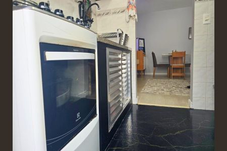 Apartamento para alugar com 55m², 2 quartos e 1 vaga Apartamento para alugar com 55m², 2 quartos e 1 vagaCozinha e Área de Serviço