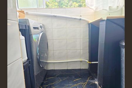 Apartamento para alugar com 55m², 2 quartos e 1 vaga Apartamento para alugar com 55m², 2 quartos e 1 vagaCozinha e Área de Serviço