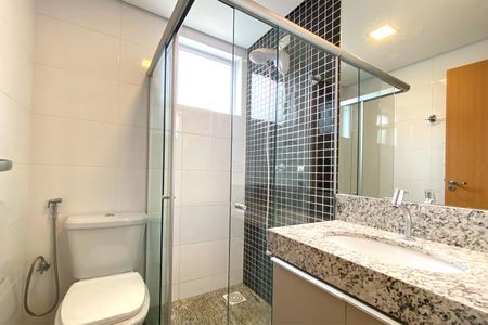 Apartamento para alugar com 65m², 2 quartos e 2 vagasBanheiro da Suíte 2