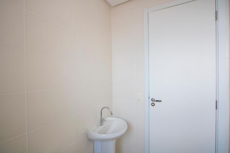 Apartamento para alugar com 44m², 2 quartos e 1 vaga Apartamento para alugar com 44m², 2 quartos e 1 vagaBanheiro