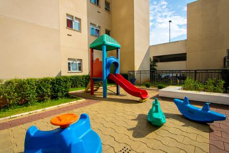 Apartamento para alugar com 44m², 2 quartos e 1 vaga Apartamento para alugar com 44m², 2 quartos e 1 vagaÁrea comum - Playground