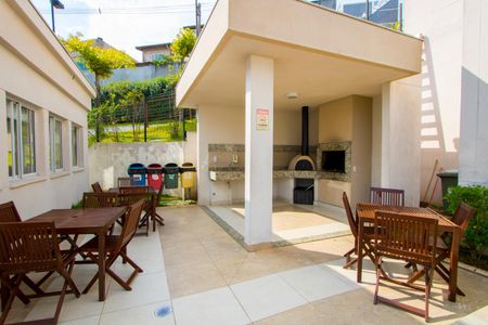 Apartamento para alugar com 44m², 2 quartos e 1 vaga Apartamento para alugar com 44m², 2 quartos e 1 vagaÁrea comum - Churrasqueira