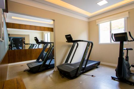 Apartamento para alugar com 44m², 2 quartos e 1 vaga Apartamento para alugar com 44m², 2 quartos e 1 vagaÁrea comum - Academia