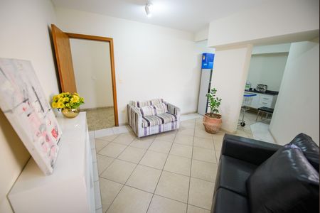 Apartamento para alugar com 82m², 2 quartos e 1 vaga Apartamento para alugar com 82m², 2 quartos e 1 vagaHall de entrada