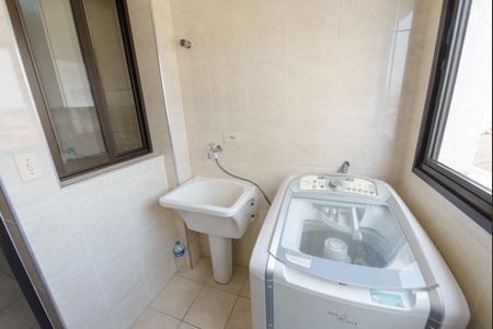 Apartamento para alugar com 82m², 2 quartos e 1 vaga Apartamento para alugar com 82m², 2 quartos e 1 vagaÁrea de Serviço