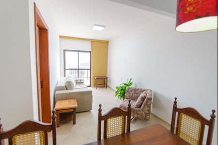 Sala de apartamento para alugar com 2 quartos, 82m² em Jardim Eulalia, Taubaté