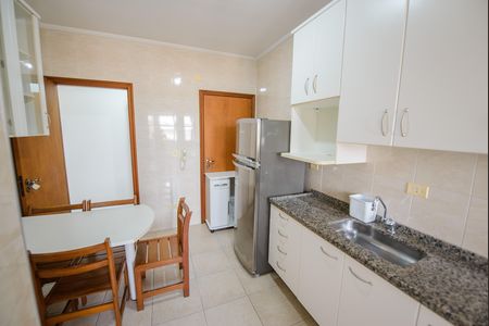 Apartamento para alugar com 82m², 2 quartos e 1 vaga Apartamento para alugar com 82m², 2 quartos e 1 vagaCozinha