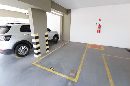 Apartamento para alugar com 82m², 2 quartos e 1 vaga Apartamento para alugar com 82m², 2 quartos e 1 vagaGaragem