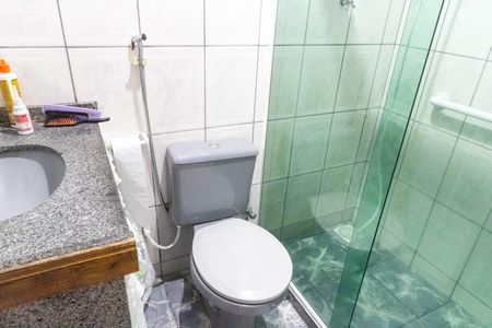 Casa para alugar com 240m², 2 quartos e 1 vagaBanheiro