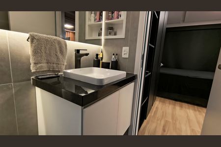 Apartamento à venda com 78m², 3 quartos e 1 vaga Apartamento à venda com 78m², 3 quartos e 1 vagaBanheiro da Suíte