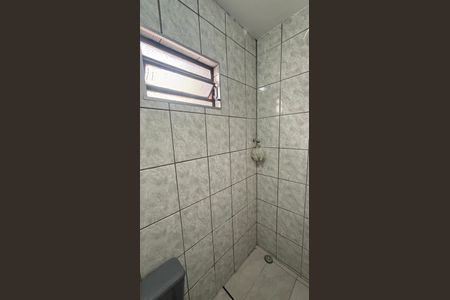 Casa à venda com 100m², 3 quartos e 2 vagasBanheiro