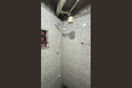 Casa à venda com 100m², 3 quartos e 2 vagasBanheiro