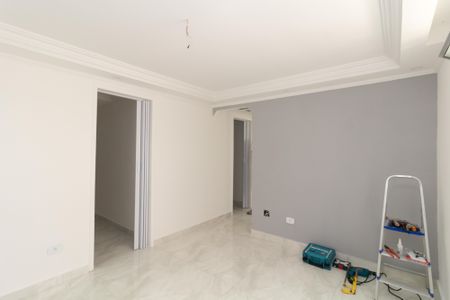 Sala de apartamento para alugar com 2 quartos, 42m² em Conjunto Habitacional Fazenda do Carmo, São Paulo