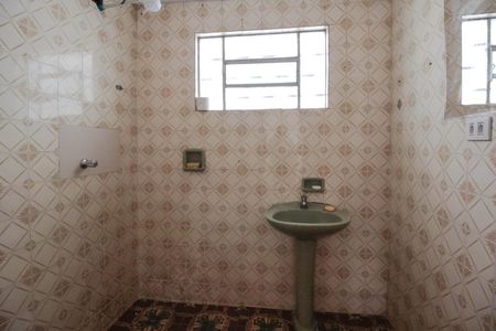 Banheiro de casa para alugar com 2 quartos, 110m² em Vila Alianca, Guarulhos