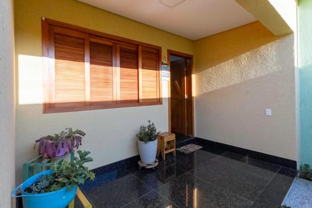 Casa à venda com 260m², 3 quartos e 2 vagasVaranda