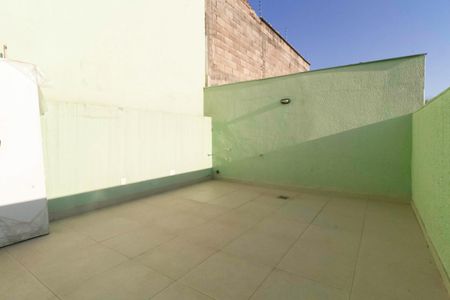 Casa à venda com 260m², 3 quartos e 2 vagasQuintal