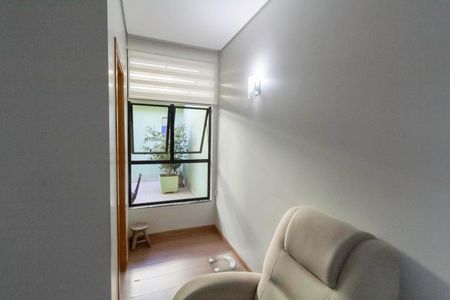 Casa à venda com 260m², 3 quartos e 2 vagasSuíte