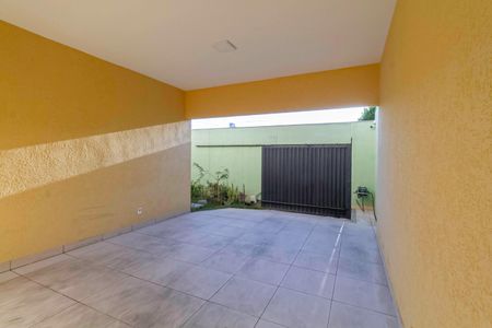 Casa à venda com 260m², 3 quartos e 2 vagasGaragem